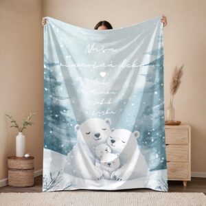 ✨ jemné flyšové deky – mäkkosť, ktorá pohladí dušu ✨ Zababuš sa o nebesky jemnej flyšovej deky, ktorá ti prinesie teplo, pohodlie a kúsok každodennej radosti. Naše deky sú vyrobené z mimoriadne príjemného a hebkého materiálu, ktorý je ideálny na jesenné večery, zimné rána aj na chvíle oddychu pri čaji či obľúbenej knihe. 💗 prečo si ju zamiluješ? jemný a príjemný materiál, ktorý je šetrný k pokožke teplučká a ľahká – perfektne hreje, no nie je ťažká krásne dizajny, ktoré oživia každú izbu ideálna na gauč, posteľ aj ako štýlový doplnok do interiéru 📏 dostupné veľkosti M – 100 × 150 cm ideálna na osobné zabalenie, detskú posteľ alebo ako elegantná prehozová dekoračka L – 150 × 200 cm extra pohodlná veľkosť na prikrytie celej postele alebo pre dvoch pri filme