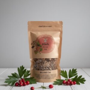 ❤️ Hlohový čaj – sila pre tvoje srdce Hloh je už stáročia známy ako „strážca srdca“. V šálke čaju sa mení na jemný, ovocno-kvetinový nápoj, ktorý prináša telu harmóniu a vnútorný pokoj. 🍃 Prečo si ho dopriať? Podporuje zdravie srdca a ciev – hloh je tradične využívaný na posilnenie srdcovej činnosti a zlepšenie krvného obehu. Pomáha regulovať krvný tlak – jeho účinky môžu prispieť k prirodzenej rovnováhe tlaku. Znižuje hladinu cholesterolu – podporuje zdravý metabolizmus tukov. Silné antioxidanty – chránia bunky pred oxidačným stresom a starnutím. Podpora trávenia – hloh sa využíva aj pri žalúdočných ťažkostiach. Protizápalové účinky – pomáha zmierniť zápaly a podporuje celkovú vitalitu. 🌱 Chuť a zážitok Jemne sladkastá, ovocná chuť s kvetinovým tónom. Prináša pocit pokoja a uvoľnenia. Ideálny spoločník pre chvíle relaxu aj ako podpora zdravia.